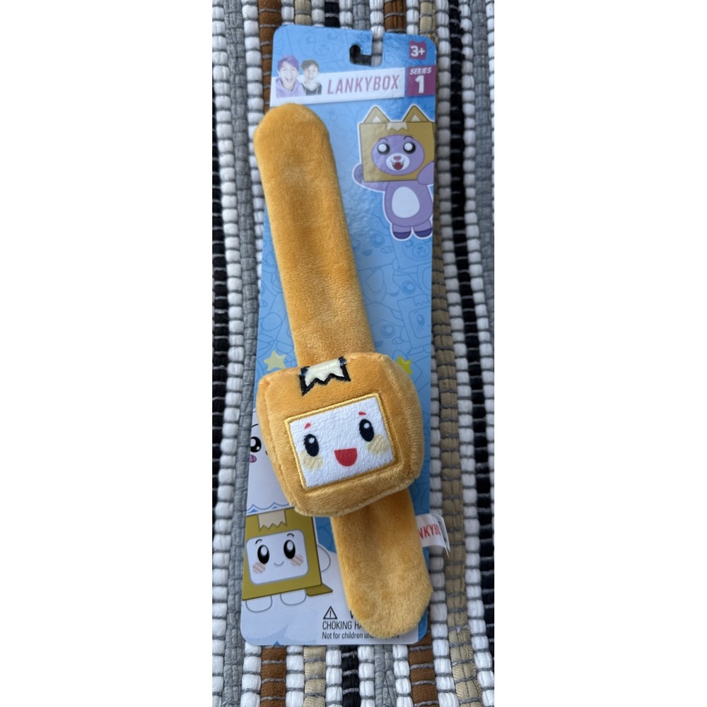 Happy Friends LankyBox Series 1 Boxy Slap Bracelet Collectible Plush Bracelet